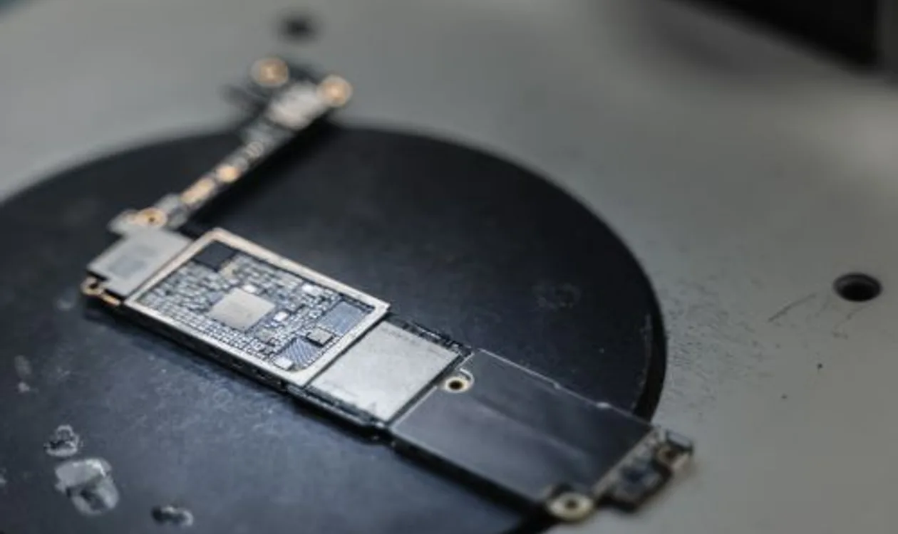 Phone Charging Port Repair Adelaide - photo 1