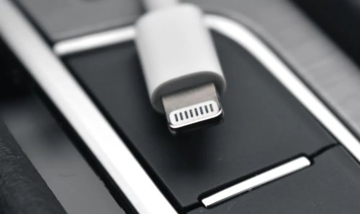Phone Charging Port Repair Adelaide - photo 4